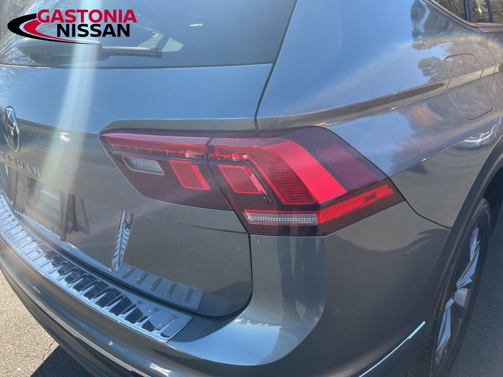 Used 2023 Volkswagen Tiguan SE image 15