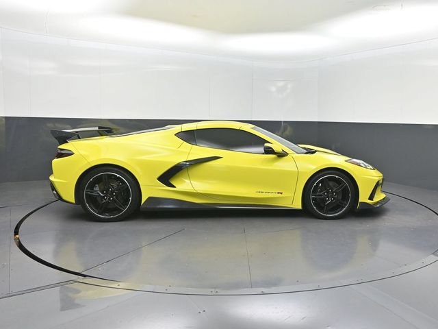 Used 2022 Chevrolet Corvette Stingray Premium Cpe w/ Z51 Performance Package RWD image 30