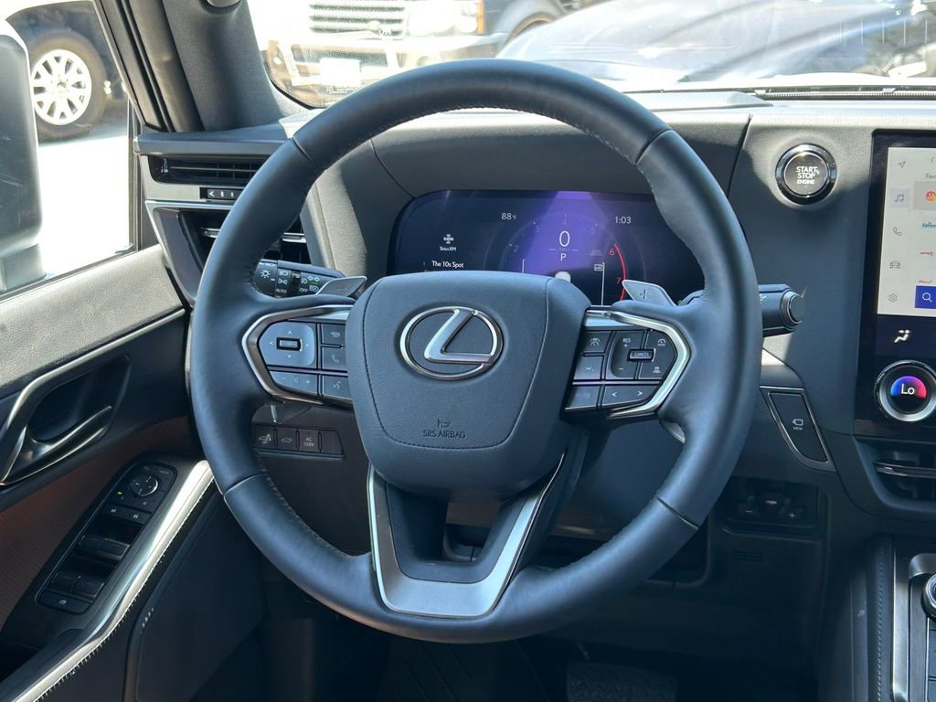 Used 2025 Lexus GX 550 w/ Accessory Package (2T) AWD/4WD image 47