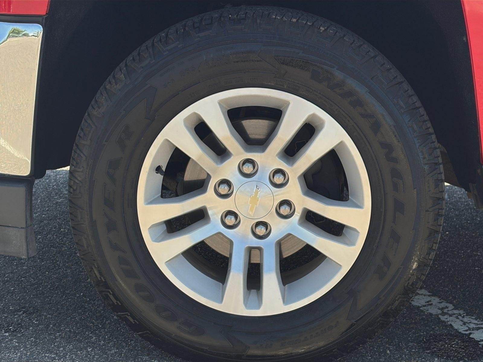 Used 2018 Chevrolet Silverado 1500 LTZ w/ LTZ Plus Package AWD/4WD image 12
