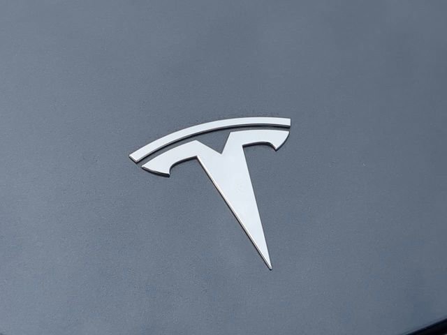Used 2023 Tesla Model Y Long Range image 13