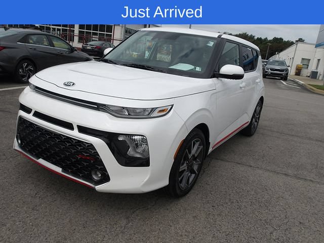 Used 2020 Kia Soul GT-Line w/ GT 2.0L Power Sunroof Package FWD image 3