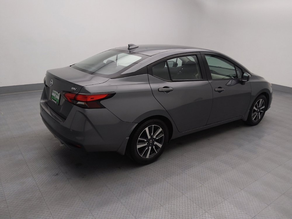 Used 2021 Nissan Versa SV image 10