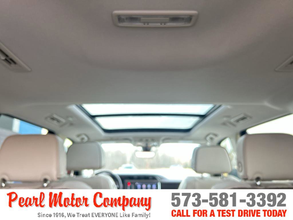 Certified 2021 GMC Yukon Denali w/ Denali Premium Package AWD/4WD image 31