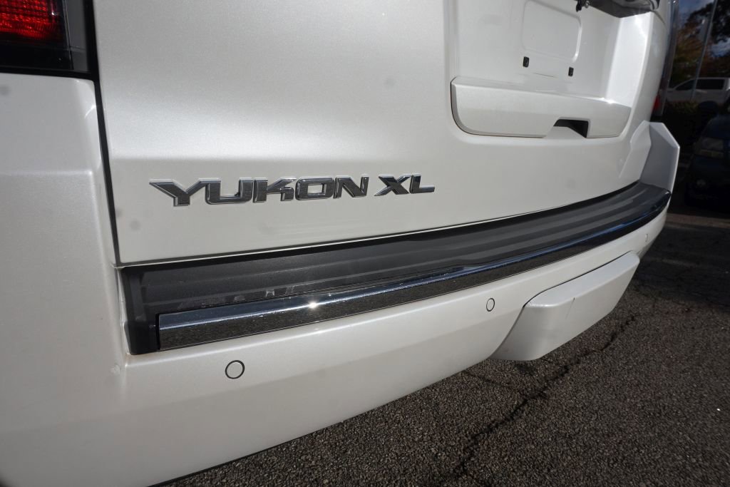 Used 2019 GMC Yukon XL Denali w/ Denali Ultimate Package RWD image 9