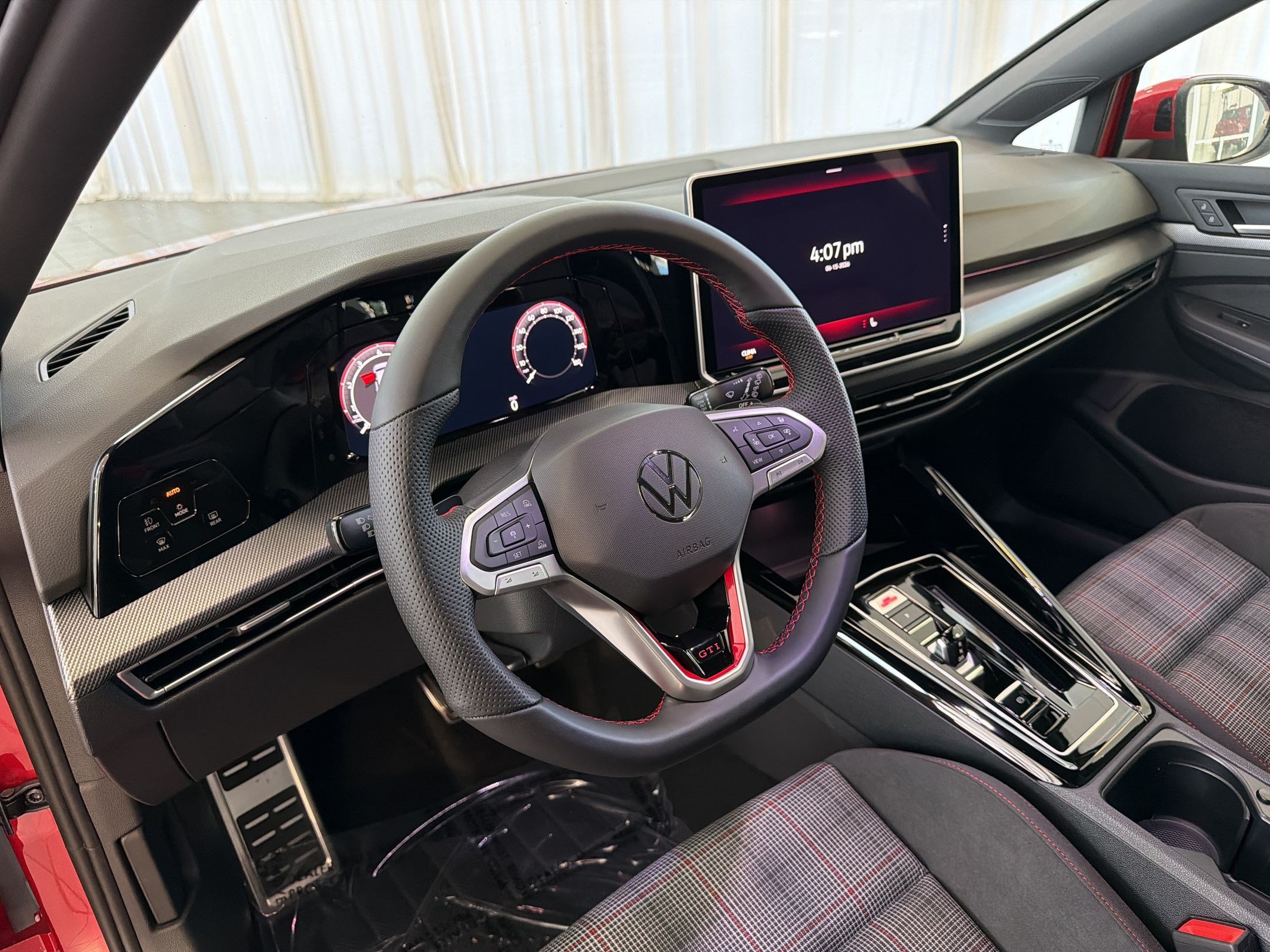New 2026 Volkswagen Golf S FWD image 4