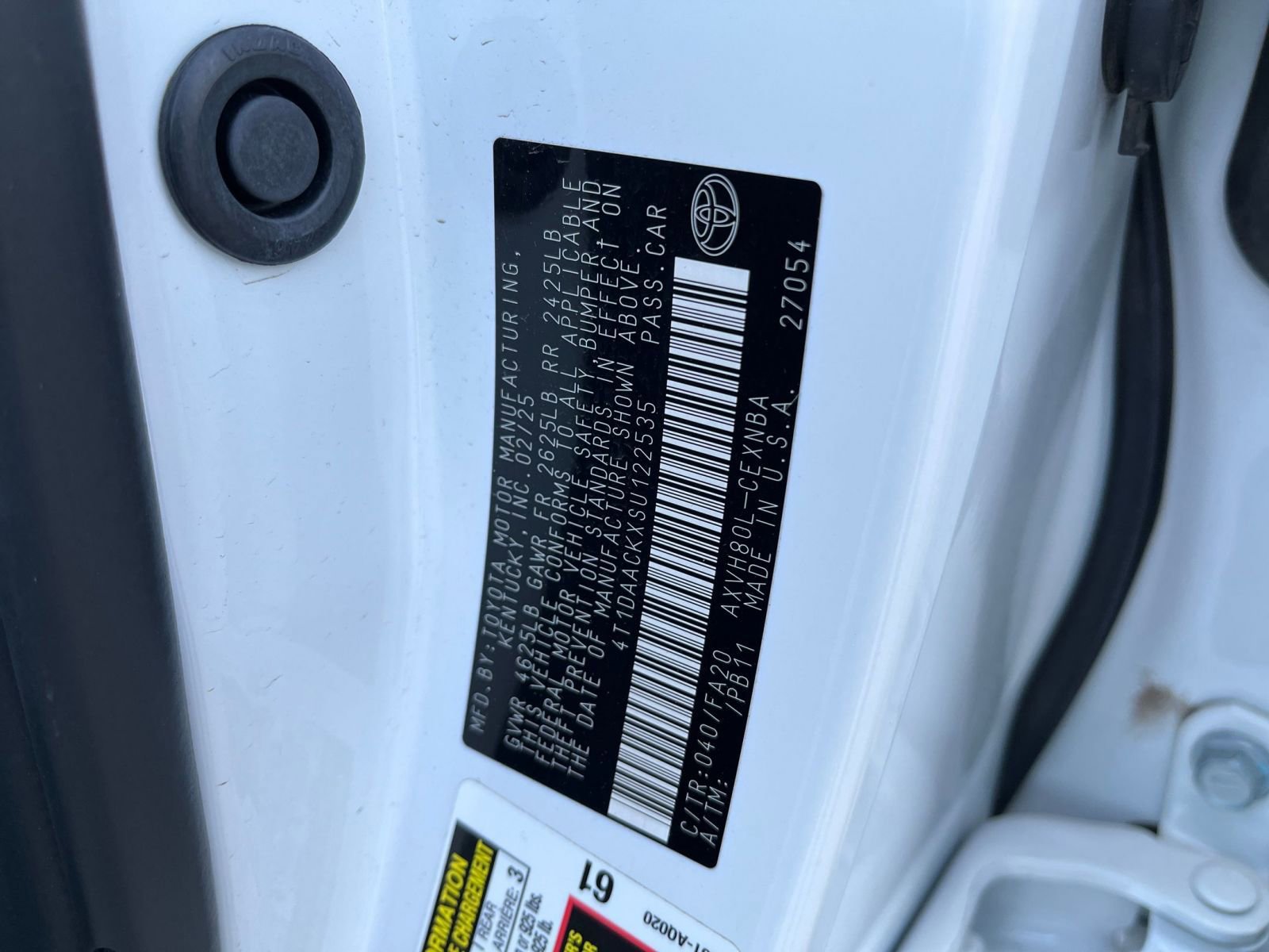 Used 2025 Toyota Camry LE image 29