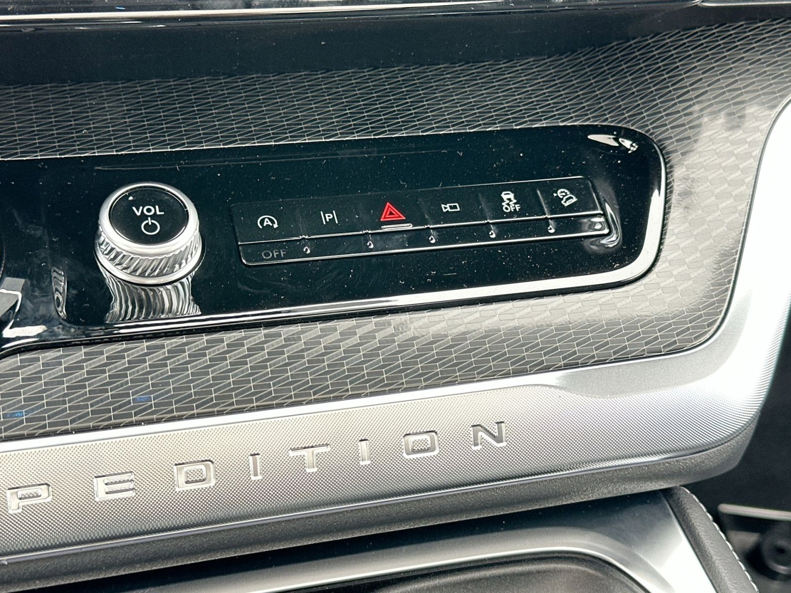 New 2026 Ford Expedition Max Platinum w/ Stealth Appearance Package image 24