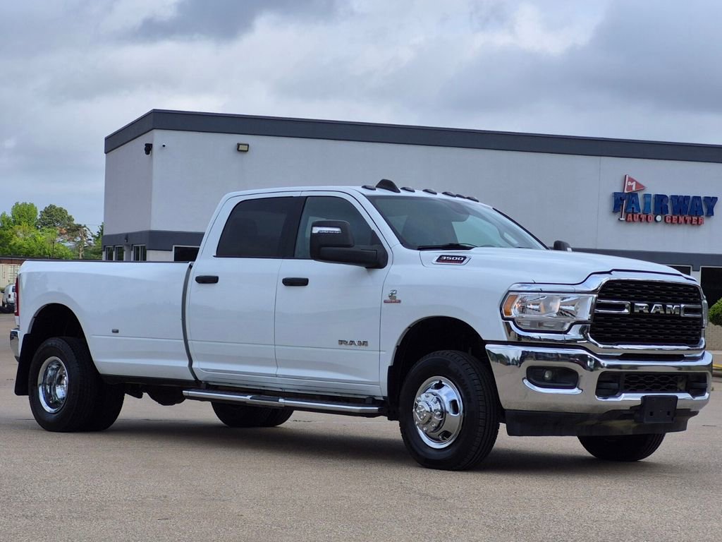 Used 2024 RAM 3500 Big Horn image 3