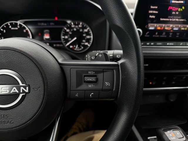 Used 2023 Nissan Rogue S image 22