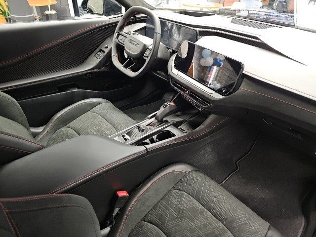 New 2026 Dodge Charger Daytona Scat Pack image 12