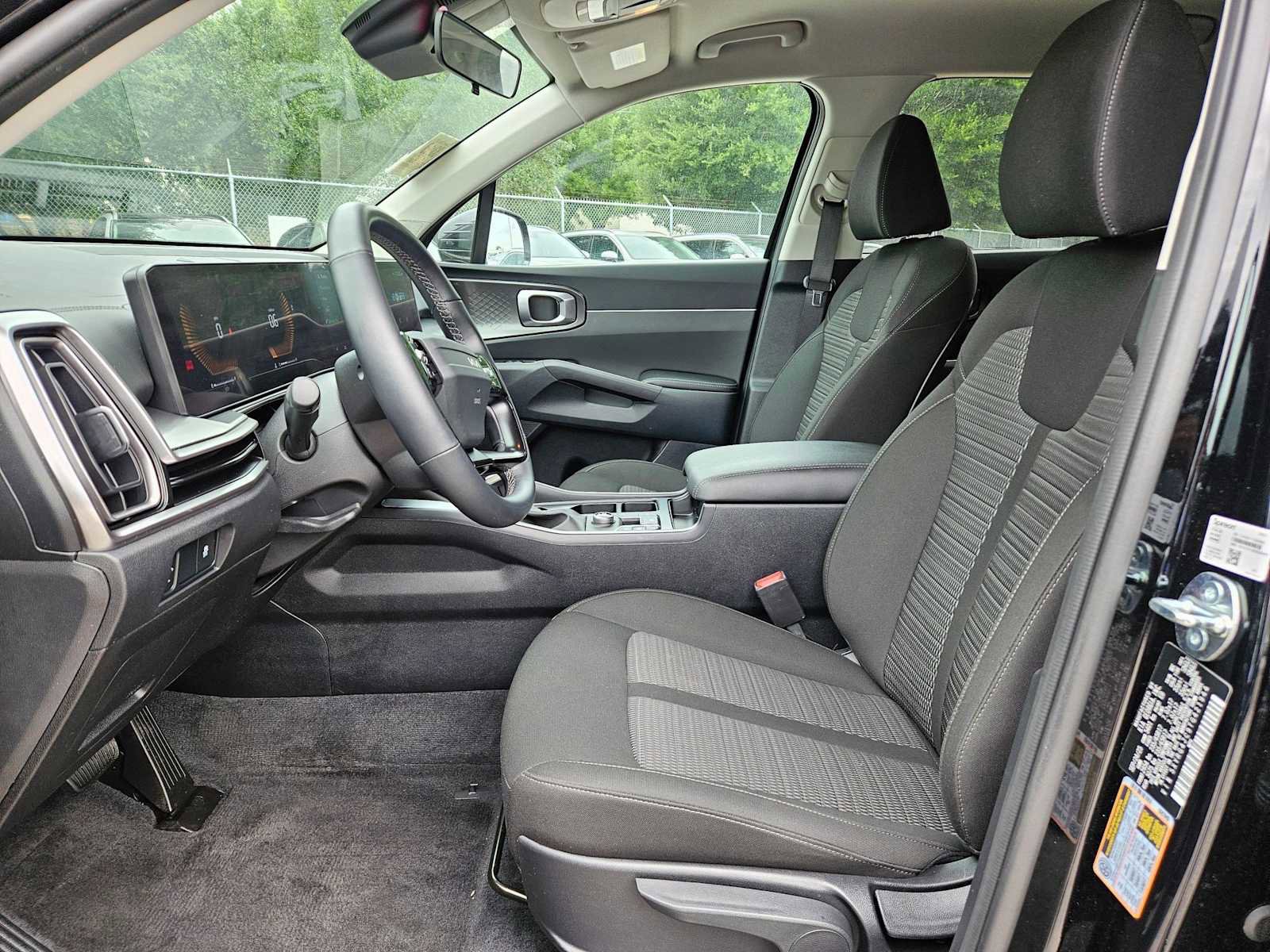 Certified 2026 Kia Sorento LX FWD image 14