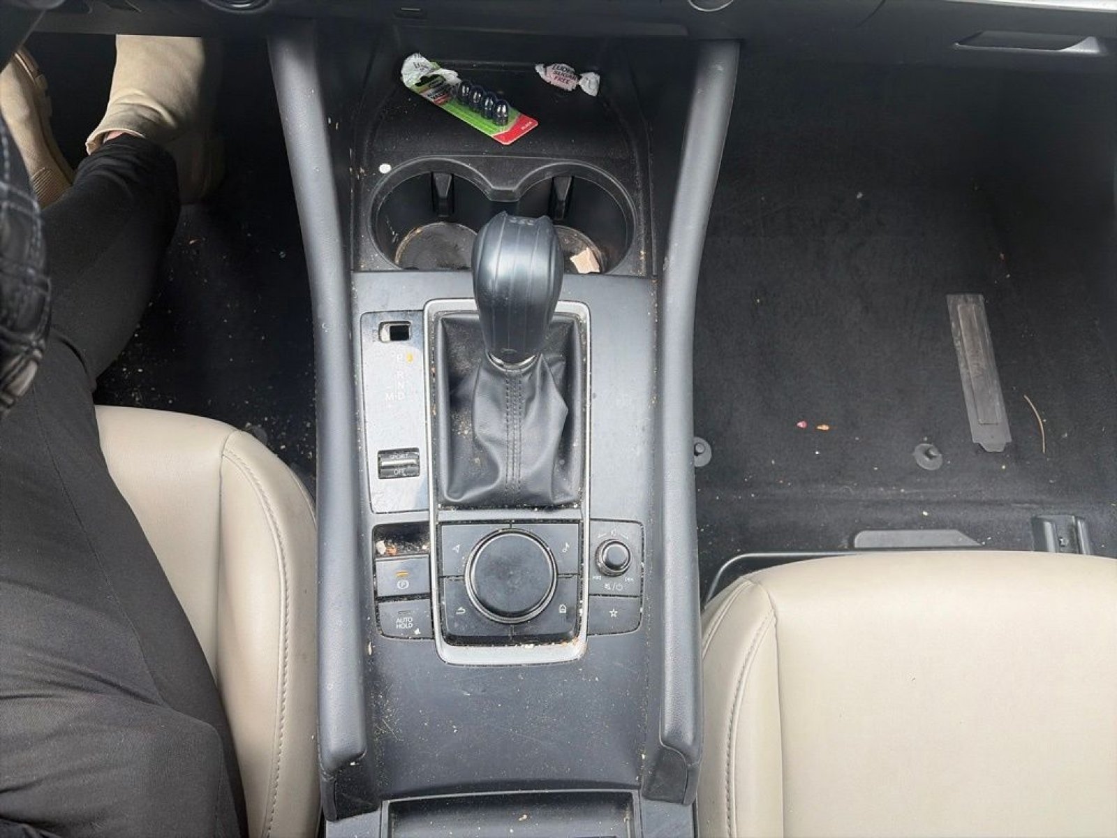 Used 2020 MAZDA MAZDA3 Sedan w/ Select Package FWD image 12
