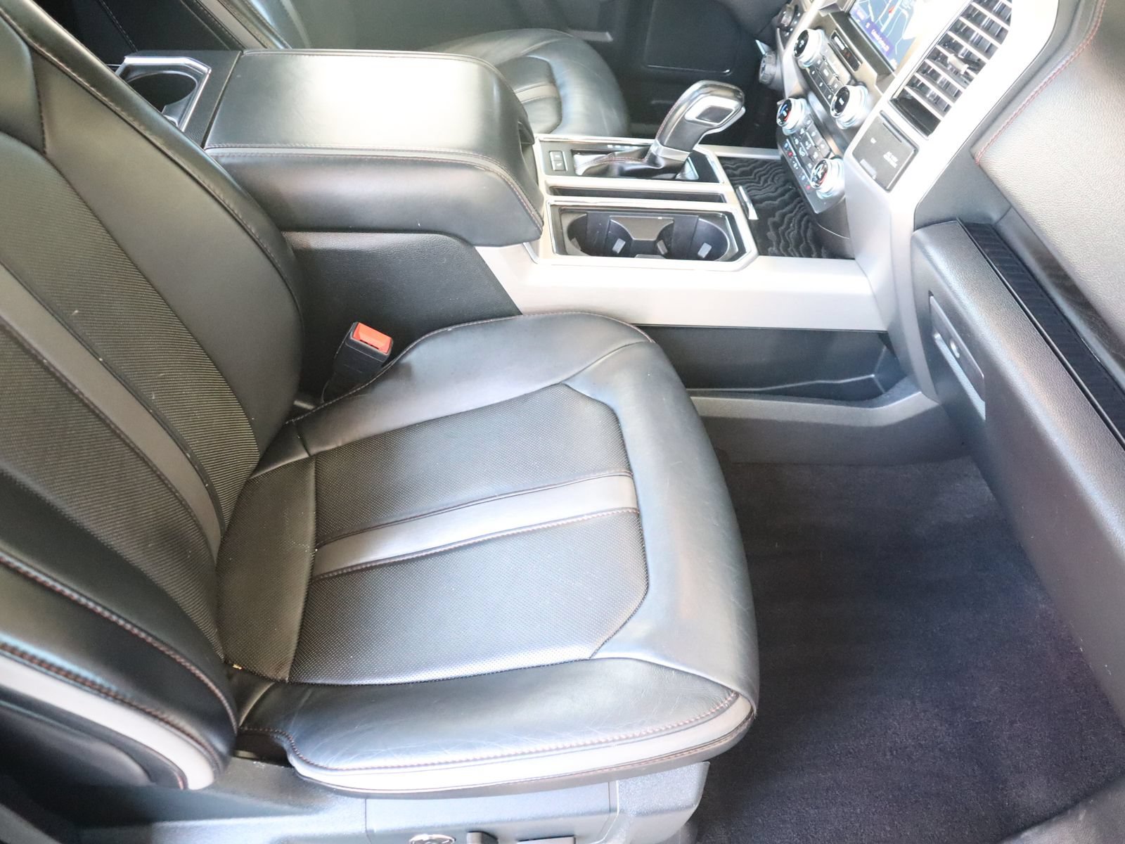 Used 2020 Ford F150 Platinum w/ Equipment Group 701A Luxury AWD/4WD image 54