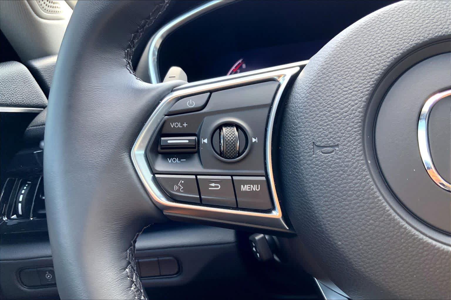 Used 2026 Acura MDX SH-AWD image 24