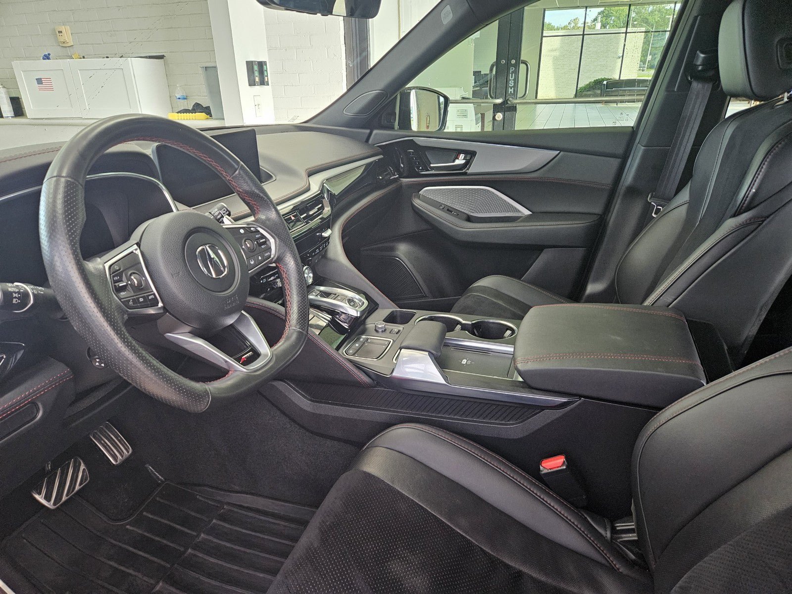 Used 2024 Acura MDX A-Spec AWD/4WD image 8