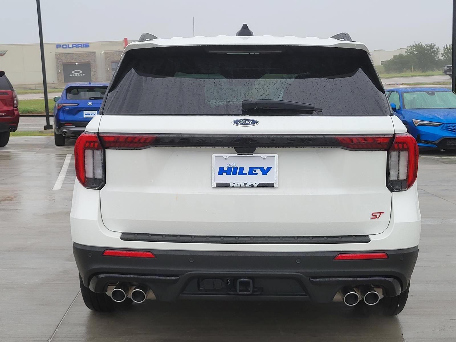 Used 2025 Ford Explorer ST AWD/4WD image 4