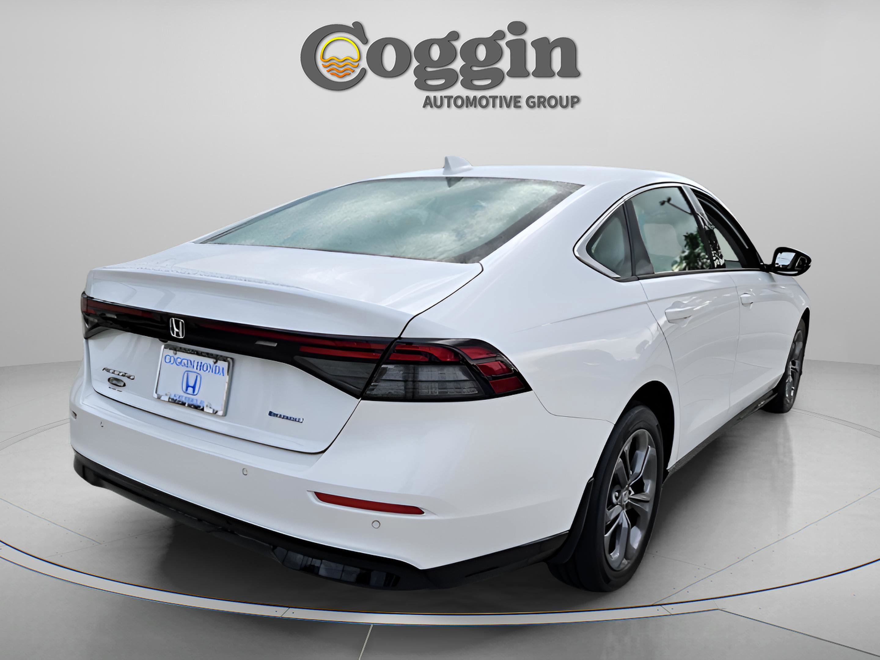 Certified 2025 Honda Accord EX-L image 5