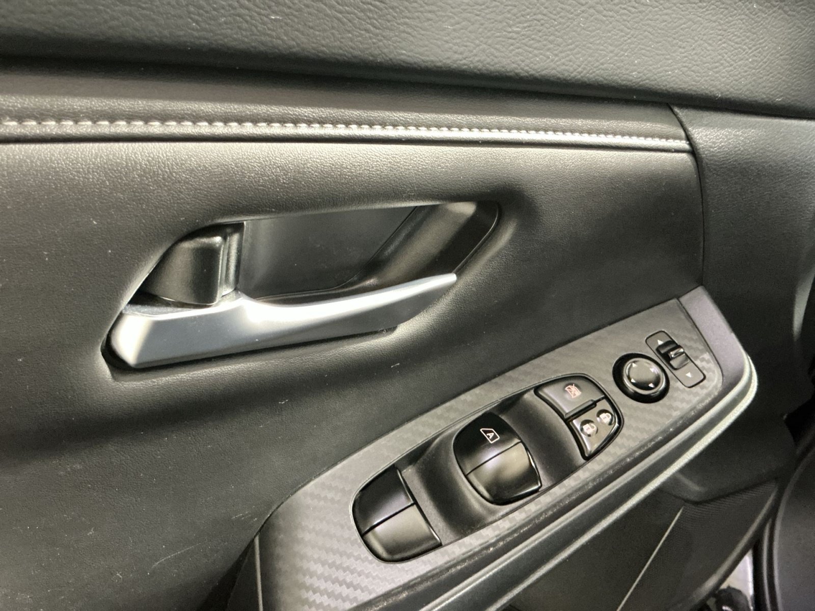 Used 2023 Nissan Sentra S FWD image 16