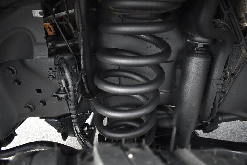 Used 2024 Ford F350 Platinum image 12