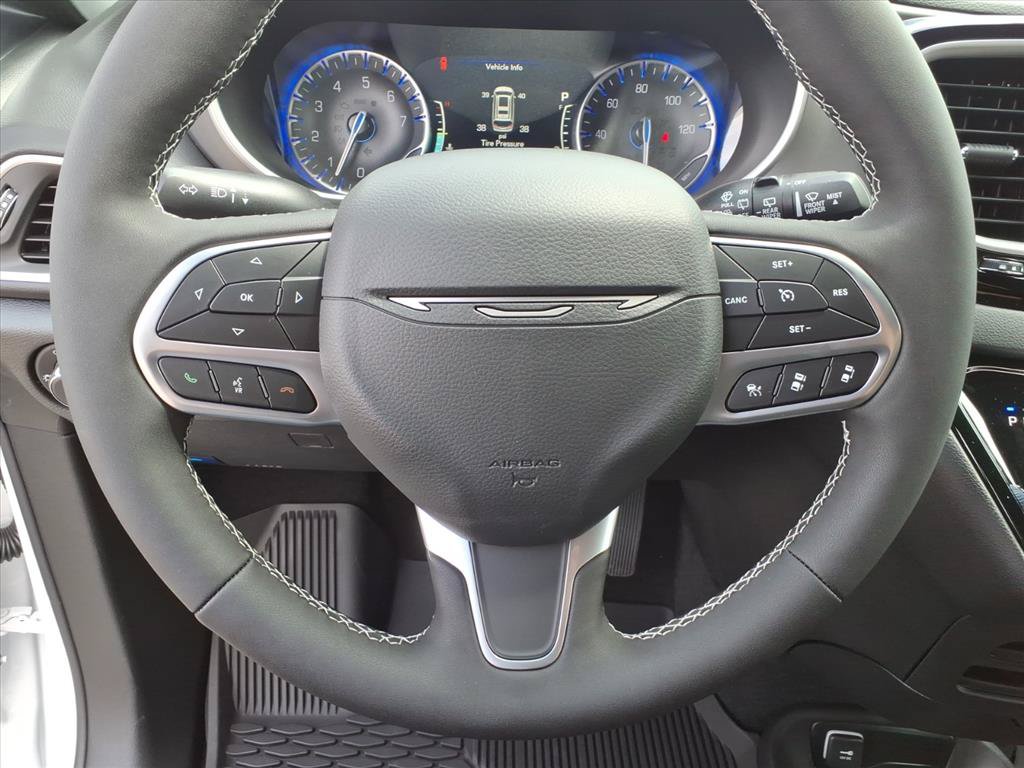 New 2027 Chrysler Pacifica LX FWD image 23