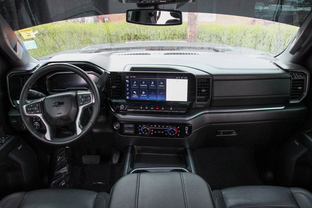 Used 2024 Chevrolet Silverado 2500 LTZ w/ LTZ Convenience Package image 26