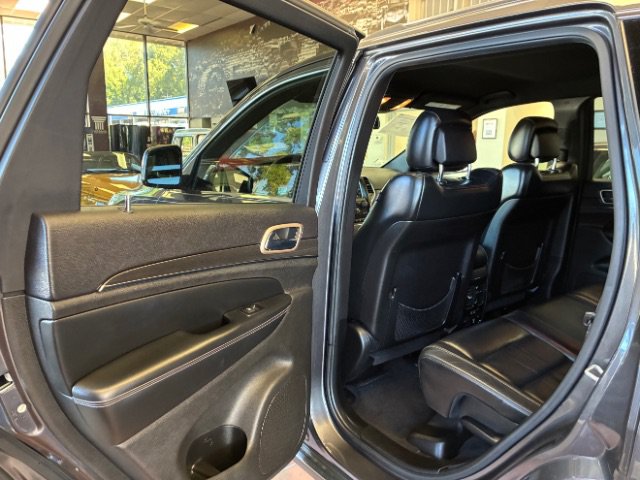 Used 2015 Jeep Grand Cherokee Limited RWD image 26
