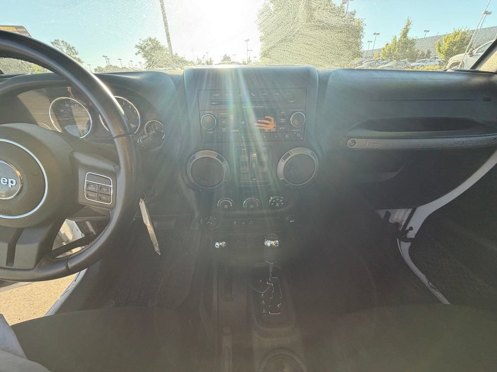 Used 2016 Jeep Wrangler Unlimited Sport w/ Quick Order Package 24S AWD/4WD image 27
