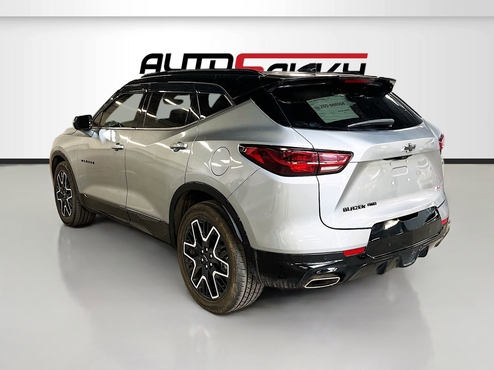 Used 2024 Chevrolet Blazer RS w/ Driver Confidence II Package image 5