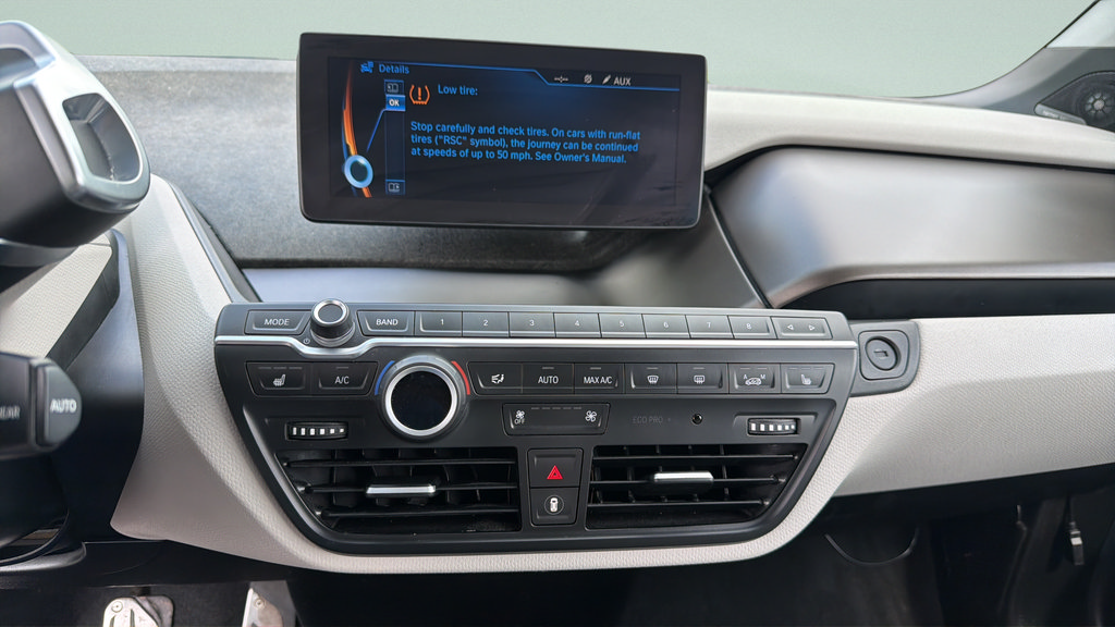 Used 2016 BMW i3 w/ Range Extender RWD image 18