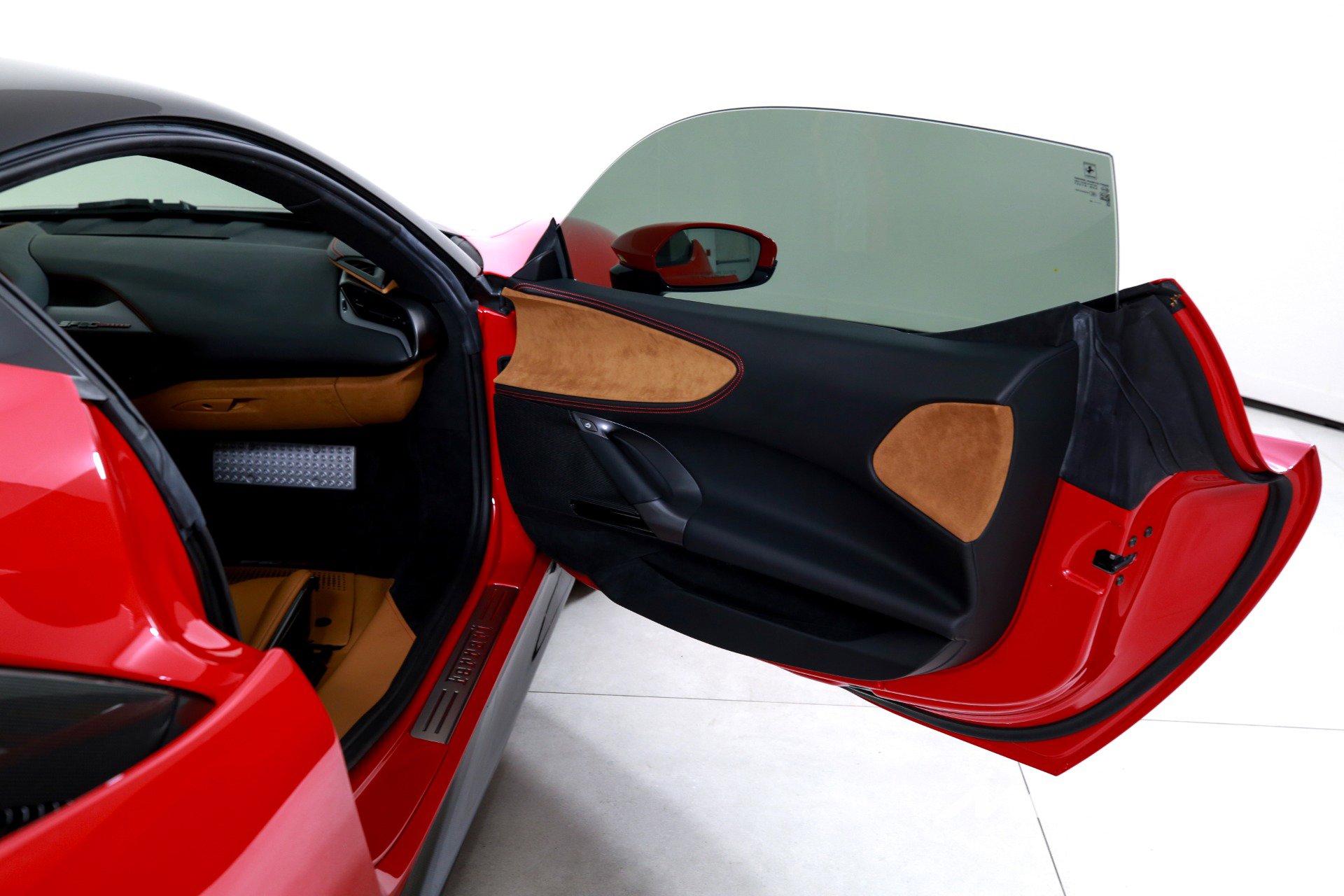 Used 2023 Ferrari SF90 Stradale AWD/4WD image 18