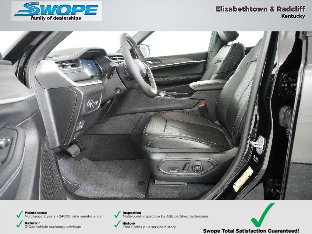 Certified 2025 Jeep Grand Cherokee L Limited w/ Luxury Tech Group II image 14