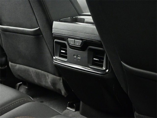 Used 2024 GMC Sierra 3500 AT4 w/ AT4 Premium Plus Package image 40