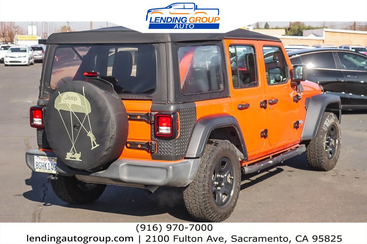 Used 2018 Jeep Wrangler Unlimited Sport AWD/4WD image 4