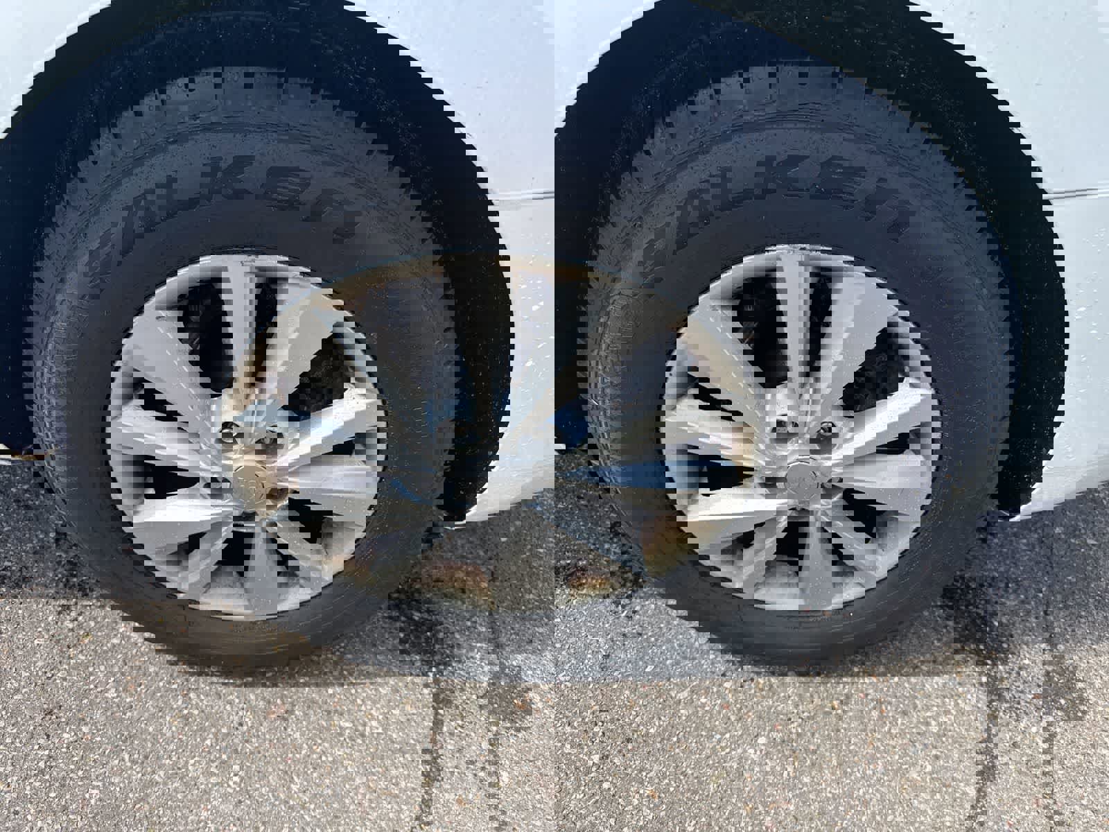 Used 2015 Kia Sedona LX image 10