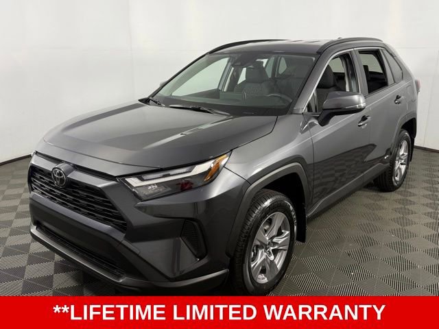 Used 2025 Toyota RAV4 XLE image 3