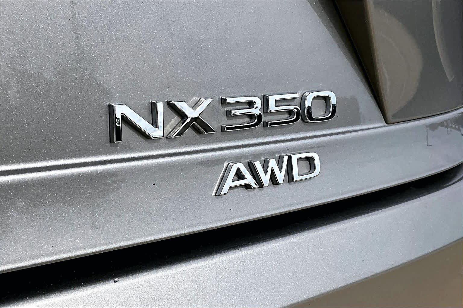 Certified 2025 Lexus NX 350 AWD w/ Accessory Package (2T) image 10
