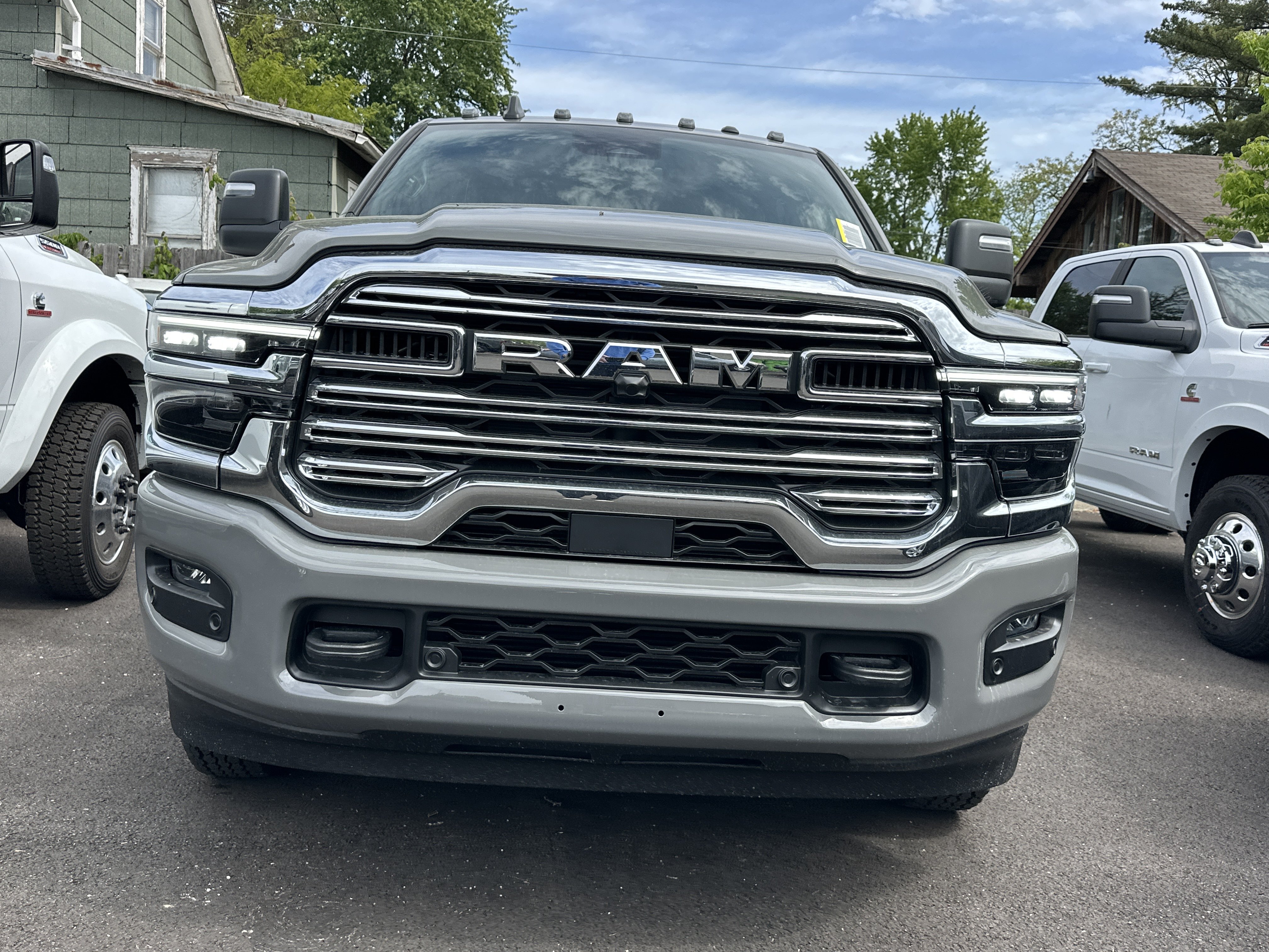 New 2026 RAM 3500 Big Horn w/ Laramie Trim Package AWD/4WD image 23
