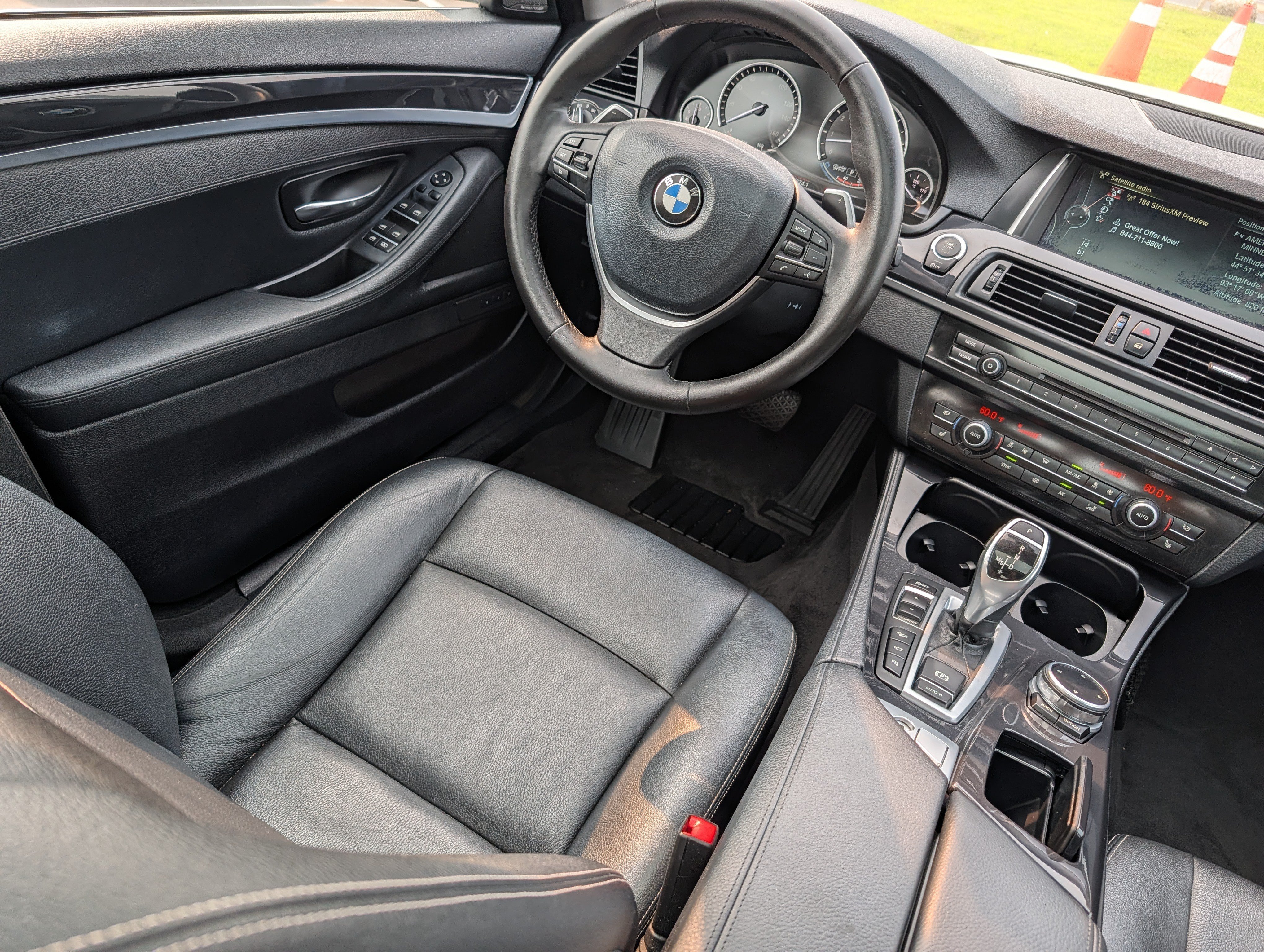 Used 2014 BMW 535i xDrive Sedan AWD/4WD image 9