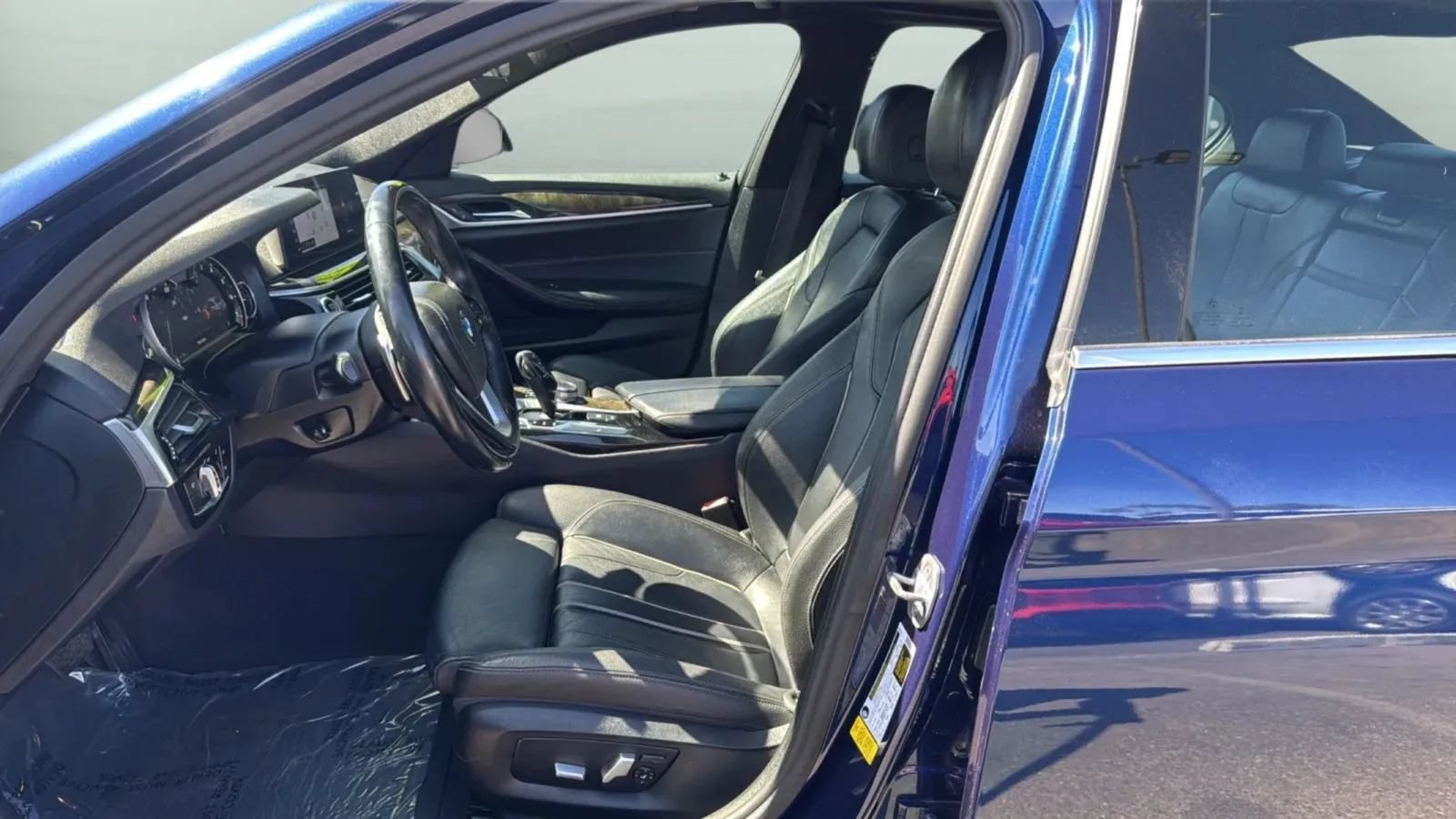 Used 2017 BMW 530i RWD image 37