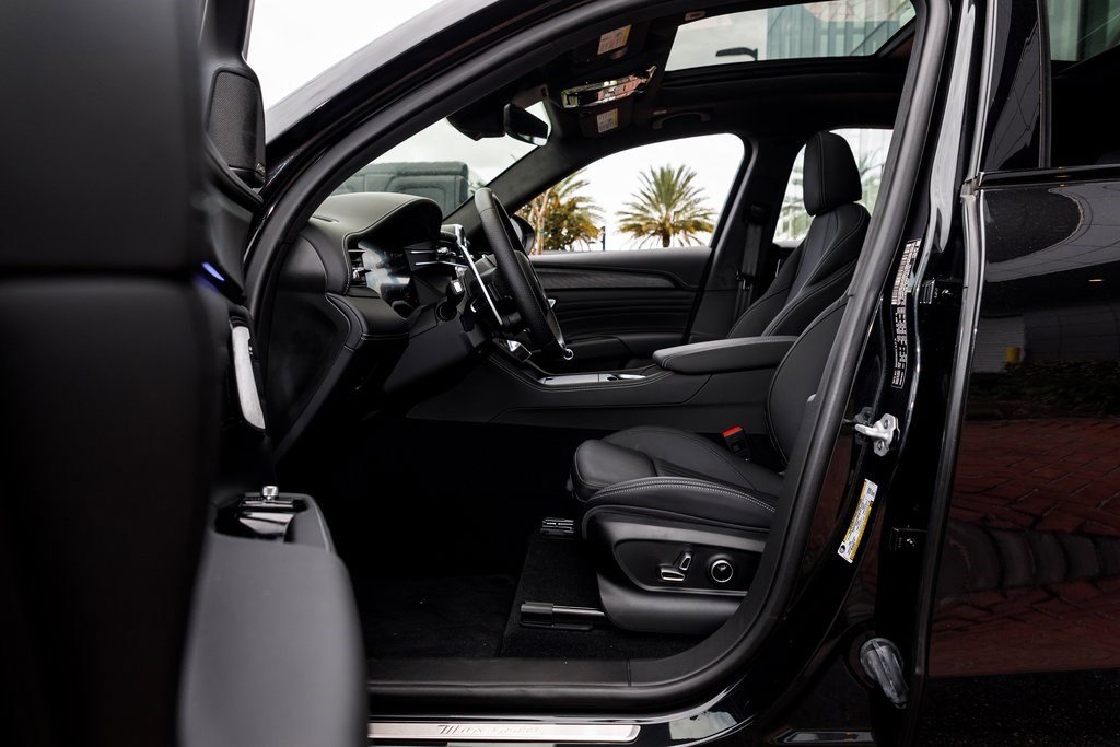 New 2025 Maserati Grecale Modena image 27