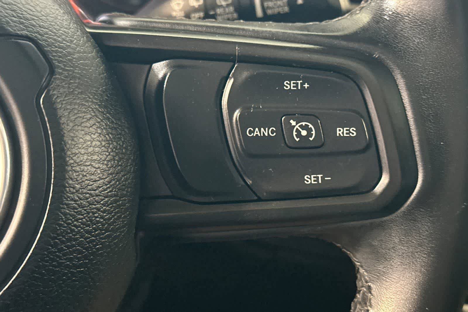 Used 2020 Jeep Wrangler Unlimited Sport AWD/4WD image 30