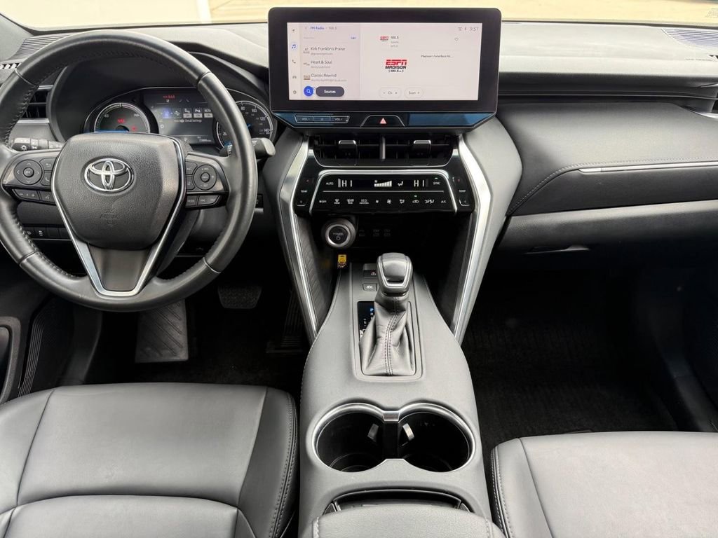Used 2023 Toyota Venza XLE AWD/4WD image 20