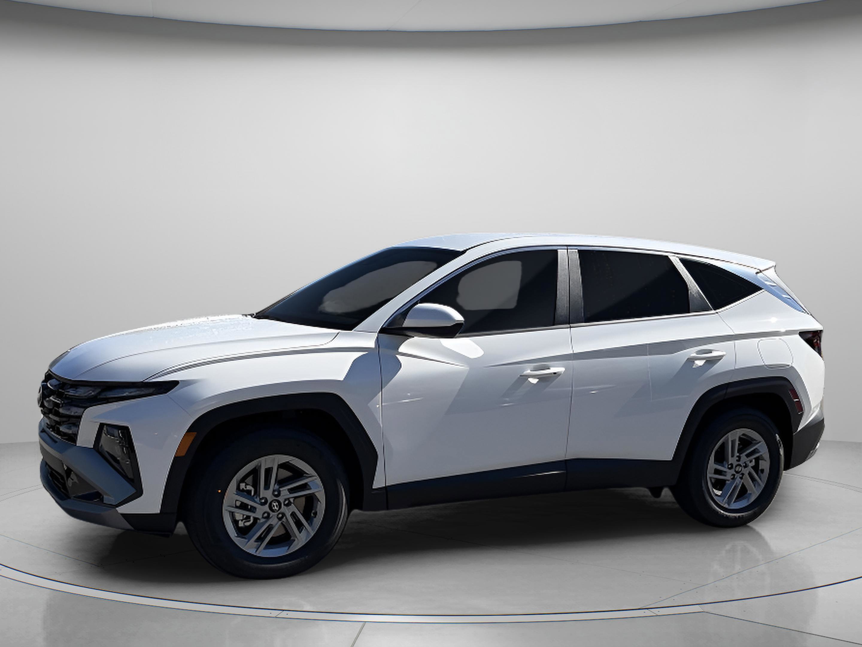 New 2026 Hyundai Tucson SE FWD image 2