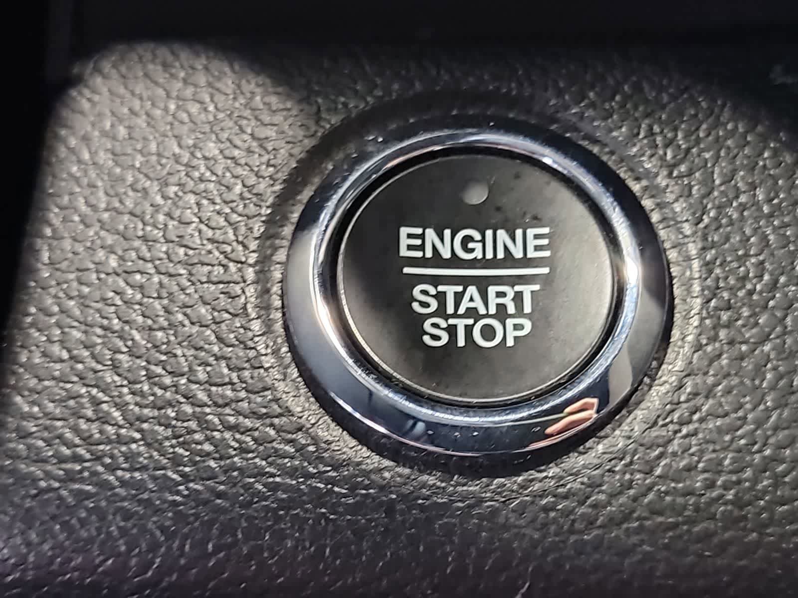 Used 2020 Ford F150 Lariat w/ Equipment Group 502A Luxury AWD/4WD image 23