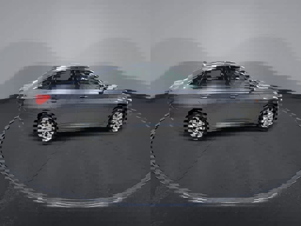 Used 2018 Honda Accord LX image 7