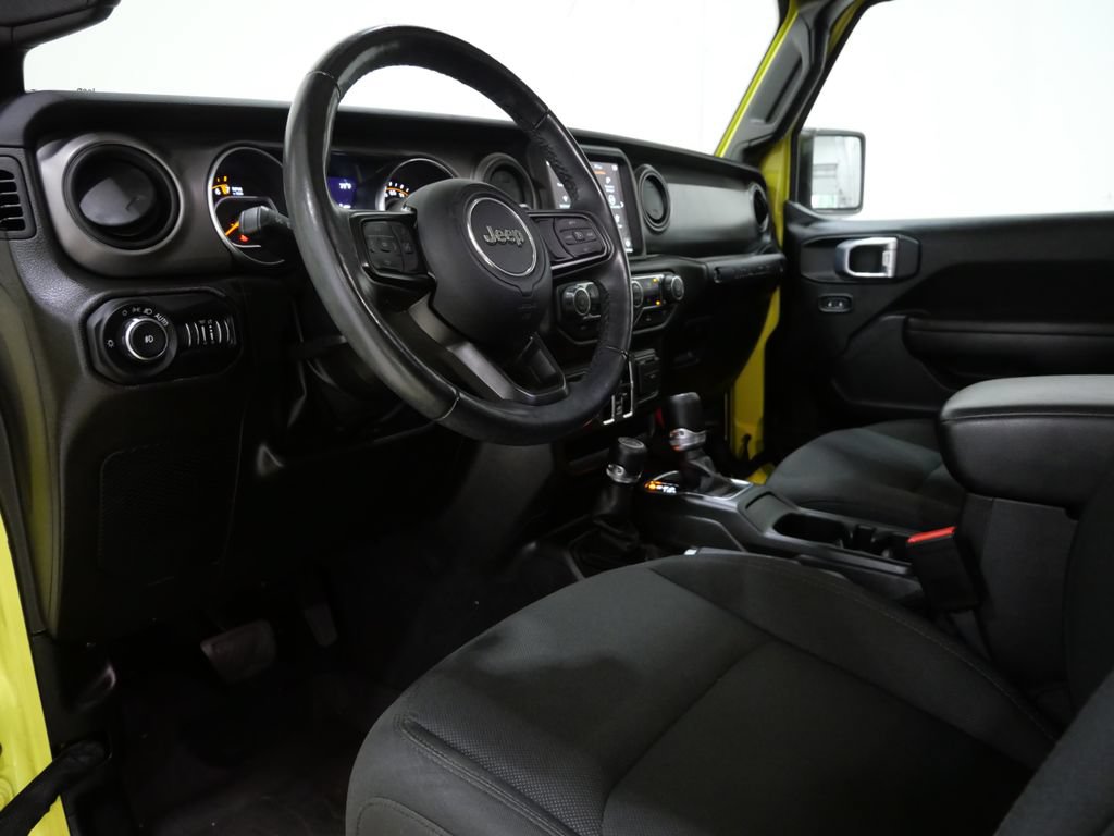 Used 2022 Jeep Wrangler Unlimited Sport AWD/4WD image 12