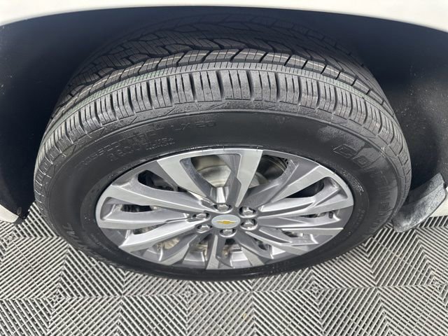 Used 2023 Chevrolet Traverse Premier AWD/4WD image 12