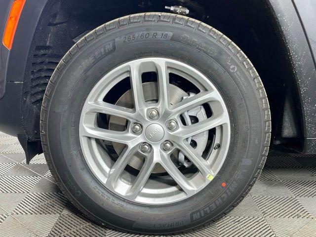 New 2025 Jeep Grand Cherokee Laredo X w/ Luxury Tech Group I image 11