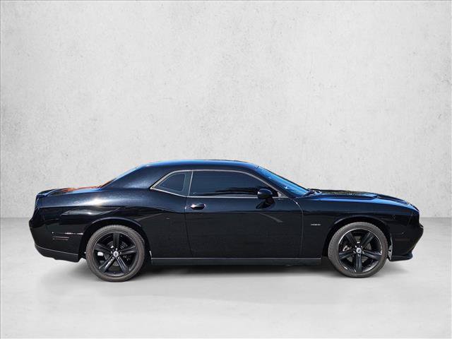 Used 2017 Dodge Challenger R/T RWD image 5
